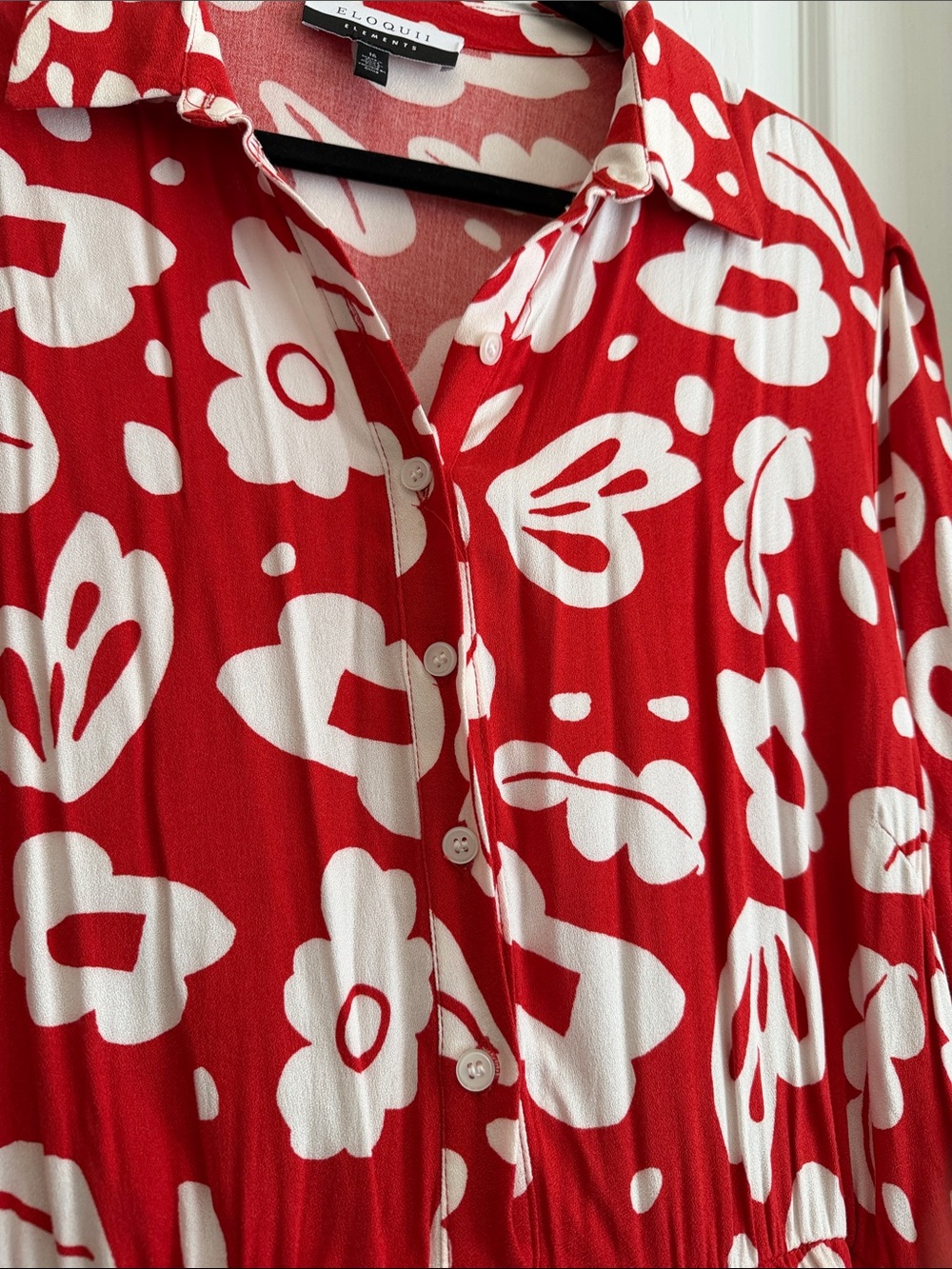 Eloquii Red and White Floral Walk-thru Dress - Picture 5 of 9